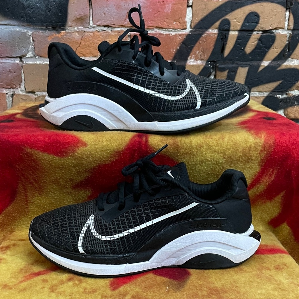 NIKE-women’s ‘Black White’ ZOOMX SUPER REP SURGE lace- up running shoes